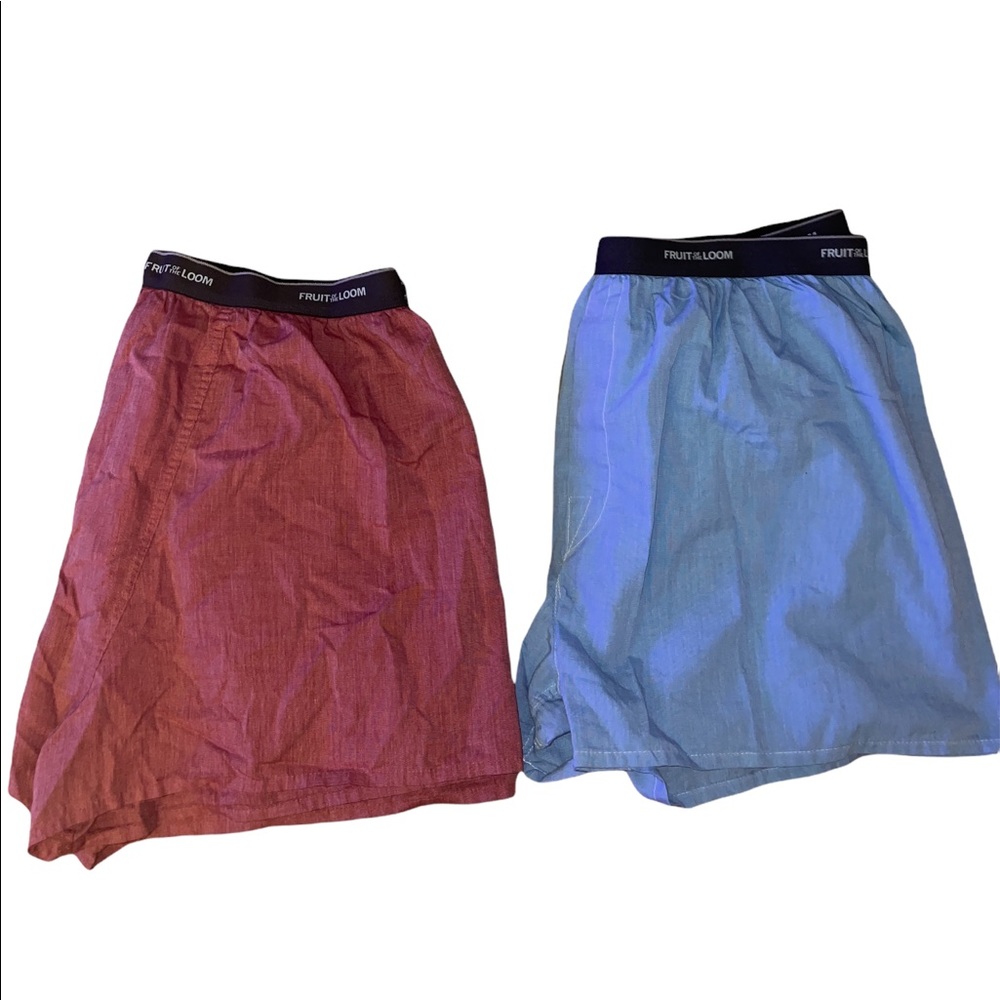 2 pairs of fruit of the loom boxers XL